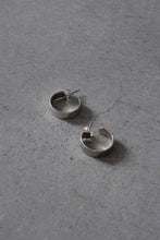 Load image into Gallery viewer, STERLING SILVER EARRINGS / SILVER