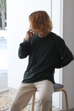 Load image into Gallery viewer, BOXY L/S T-SHIRT / SPRUCE