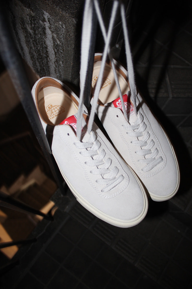 ラストリゾートAB VM001 スウェード ホワイト 美品 Last Resort AB(ラストリゾートエービー)】VM001 SUEDE LO white